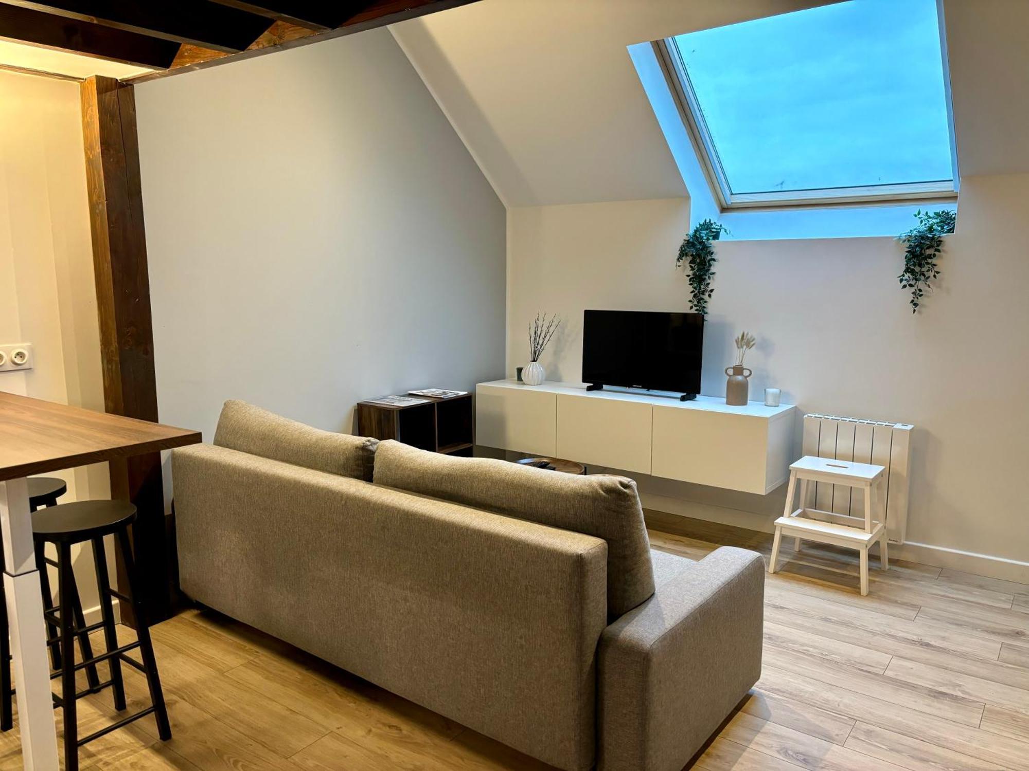 Le Petit Jardin, Proche Gare, Hyper Centre Apartman Cambrai Kültér fotó