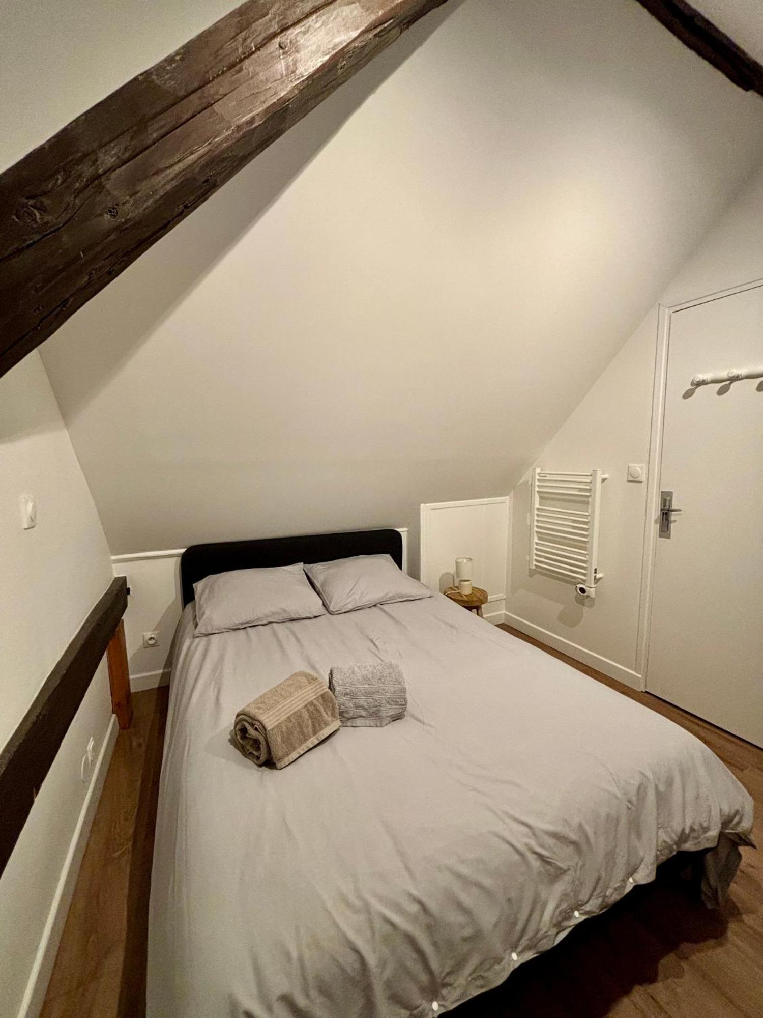 Le Petit Jardin, Proche Gare, Hyper Centre Apartman Cambrai Kültér fotó