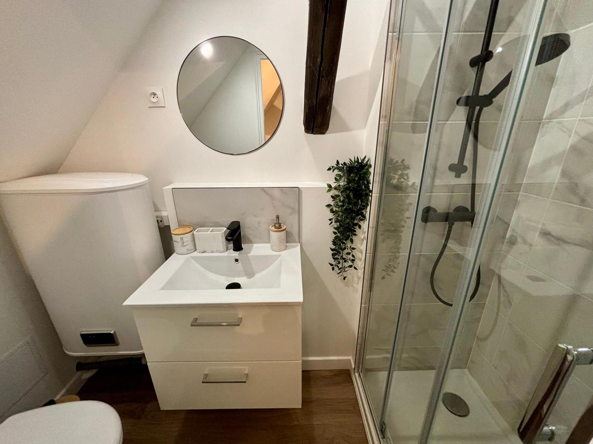 Le Petit Jardin, Proche Gare, Hyper Centre Apartman Cambrai Kültér fotó